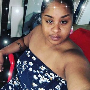 Meet your Posher, Whitney